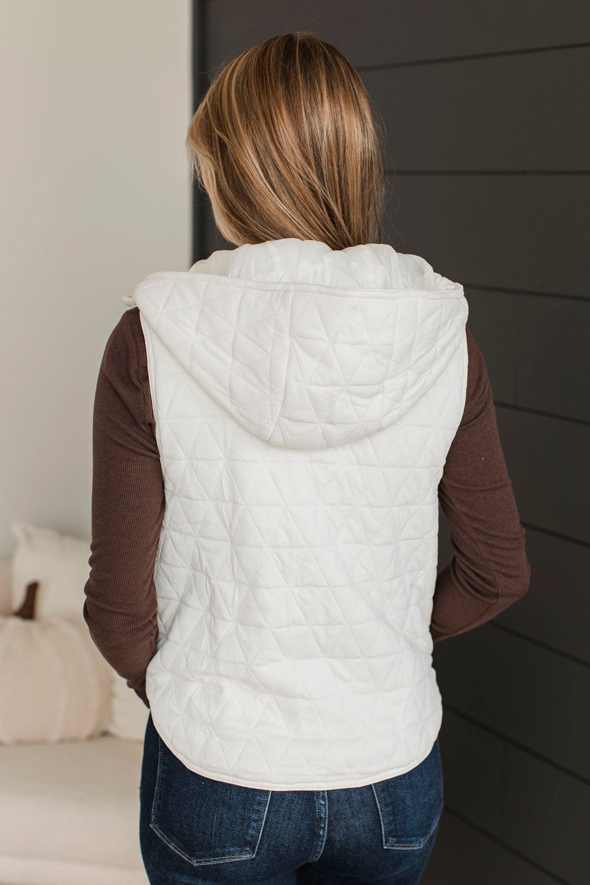 For The Moment Hooded Vest- Ivory