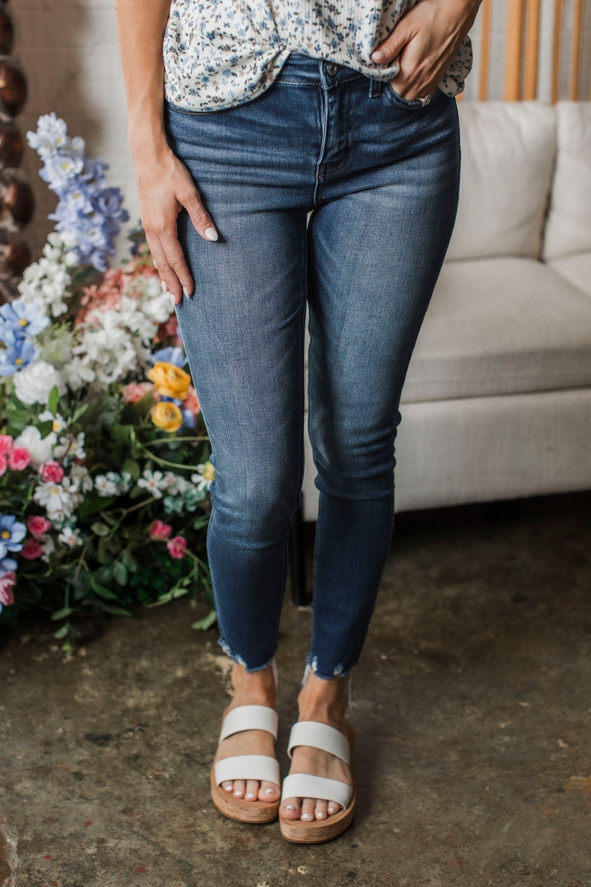 Vervet Skinny Jeans- Jadyn Wash