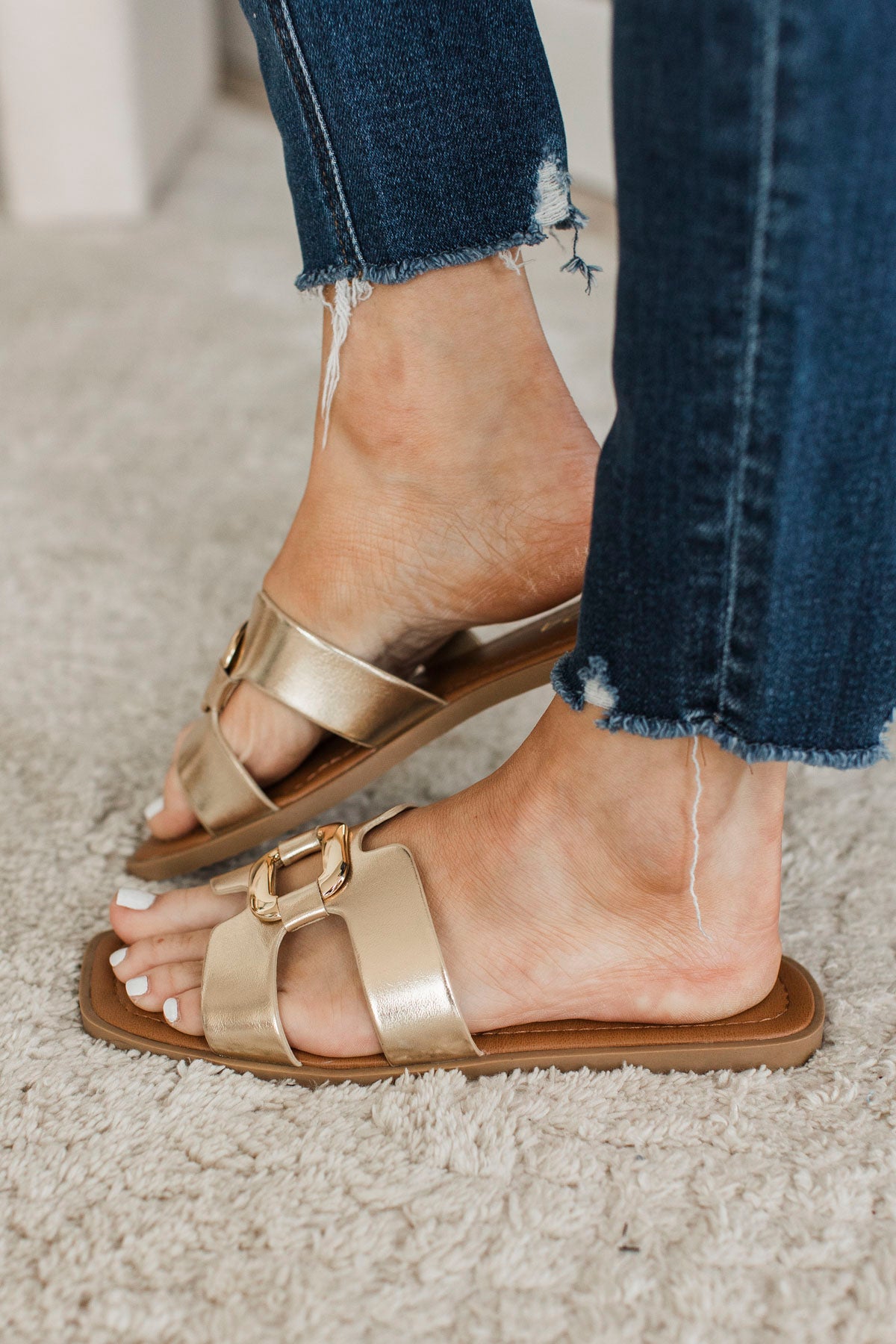 Soda Feng Sandals- Gold