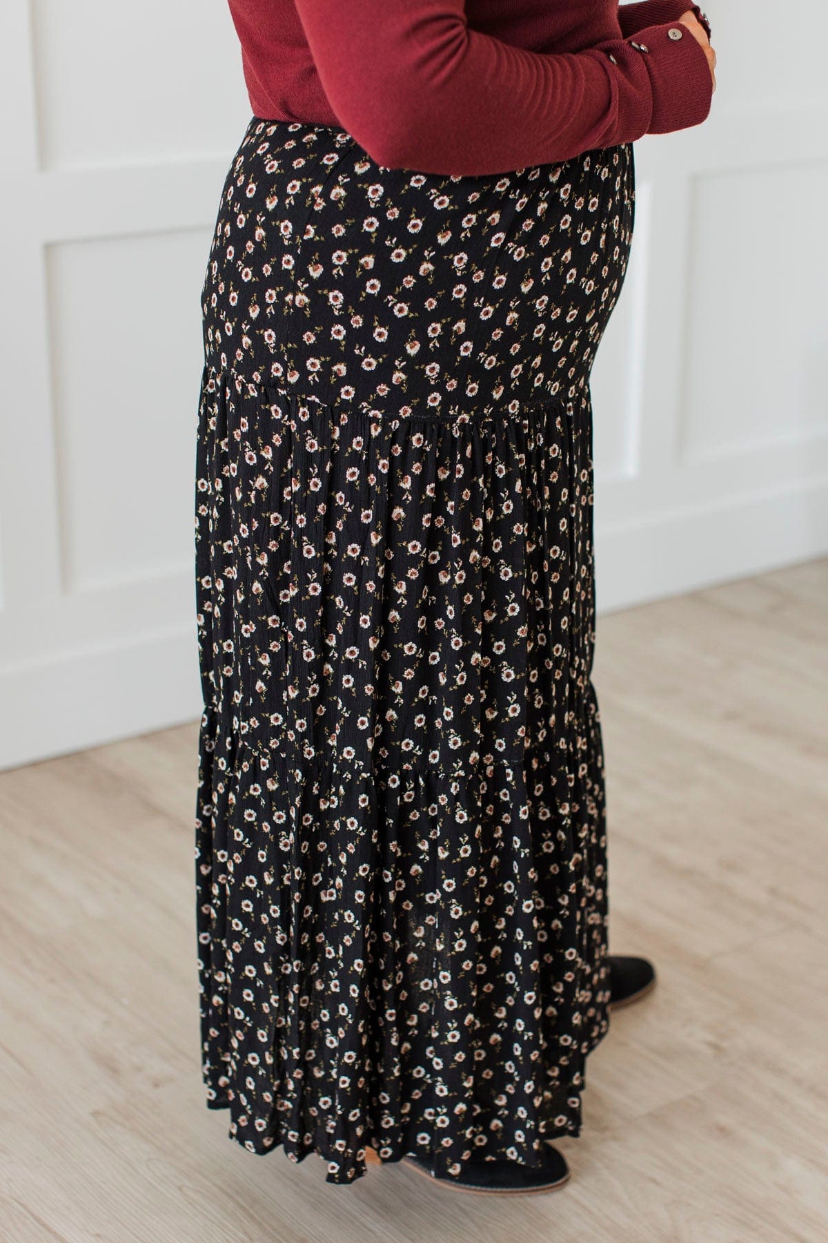 Decidedly Perfect Floral Skirt- Black