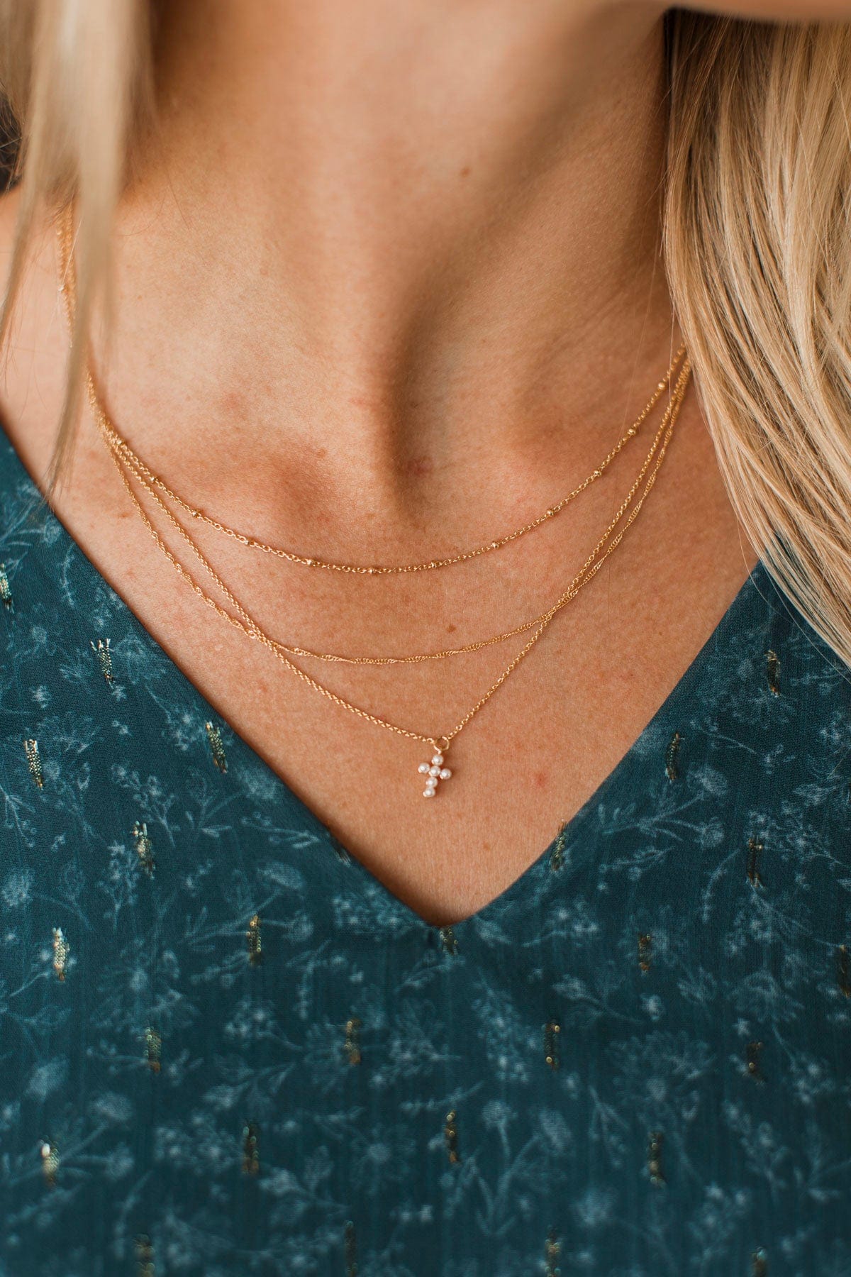 Charming Effect Layered Cross Necklace- Gold