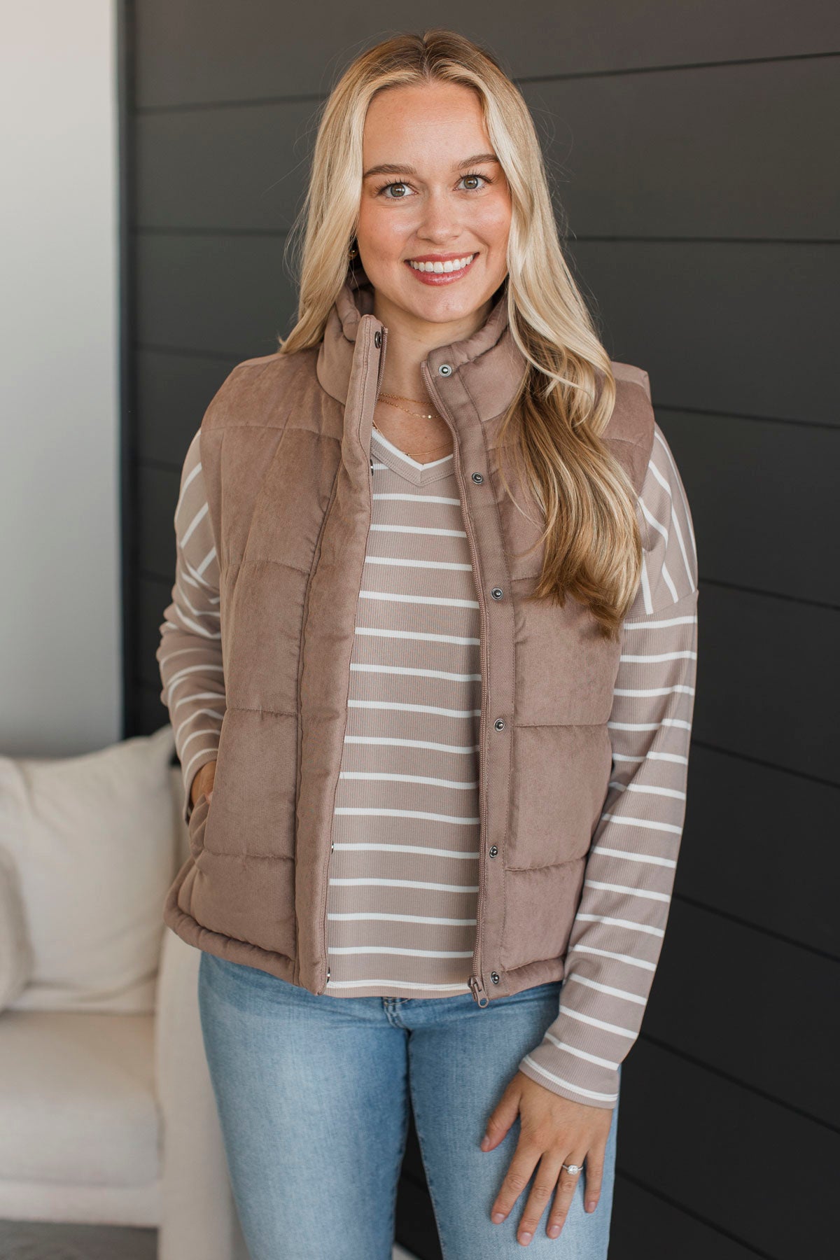 Sights Unseen Puffer Vest- Mocha