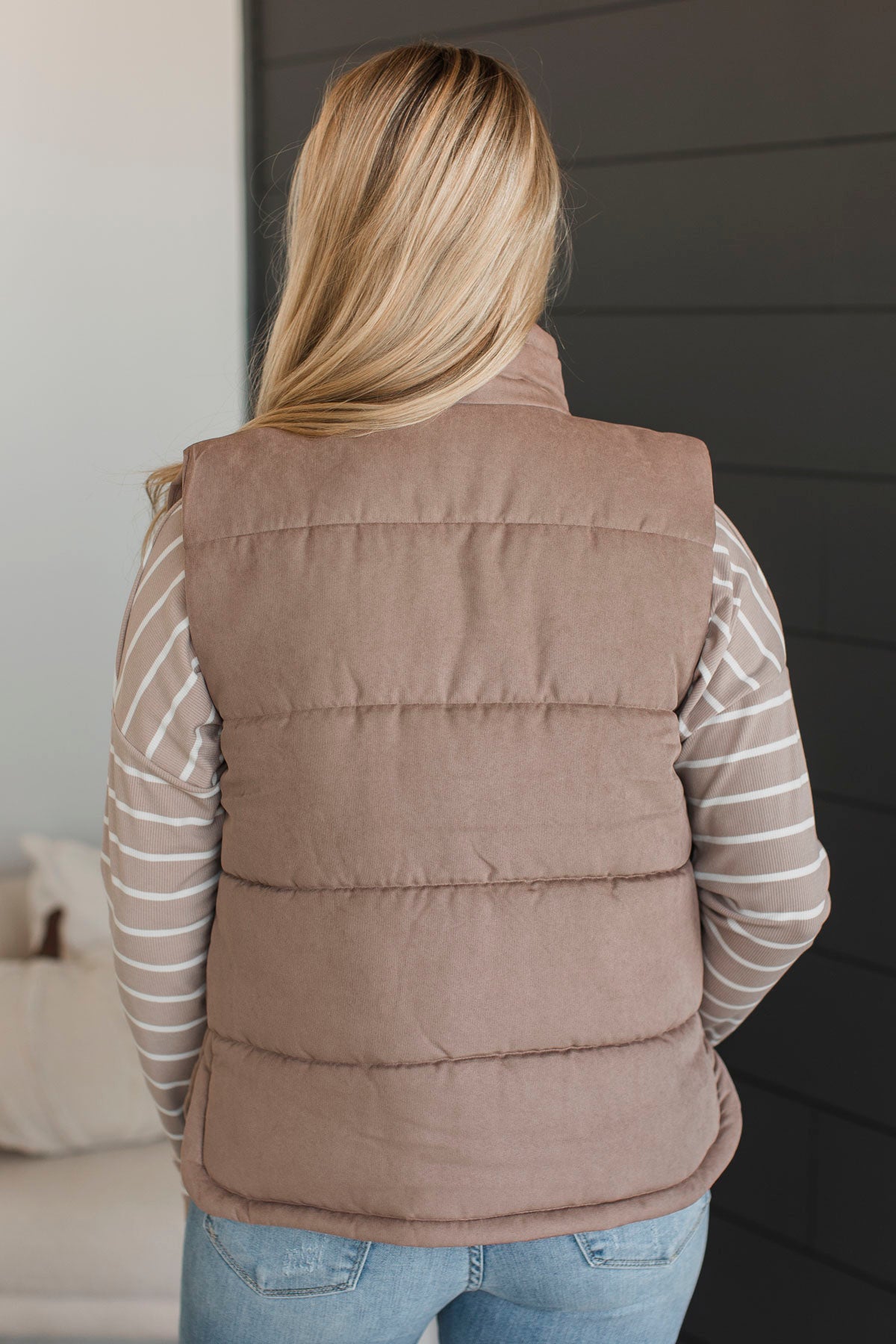 Sights Unseen Puffer Vest- Mocha