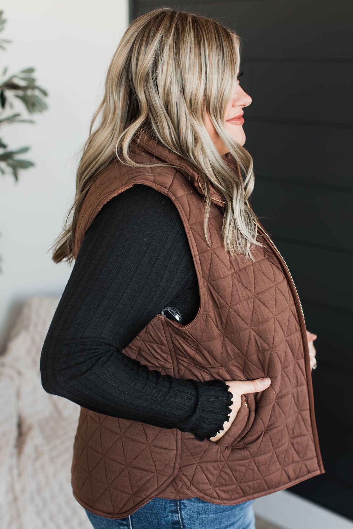 Beyond Comparison Puffer Vest- Dark Mocha – The Pulse Boutique