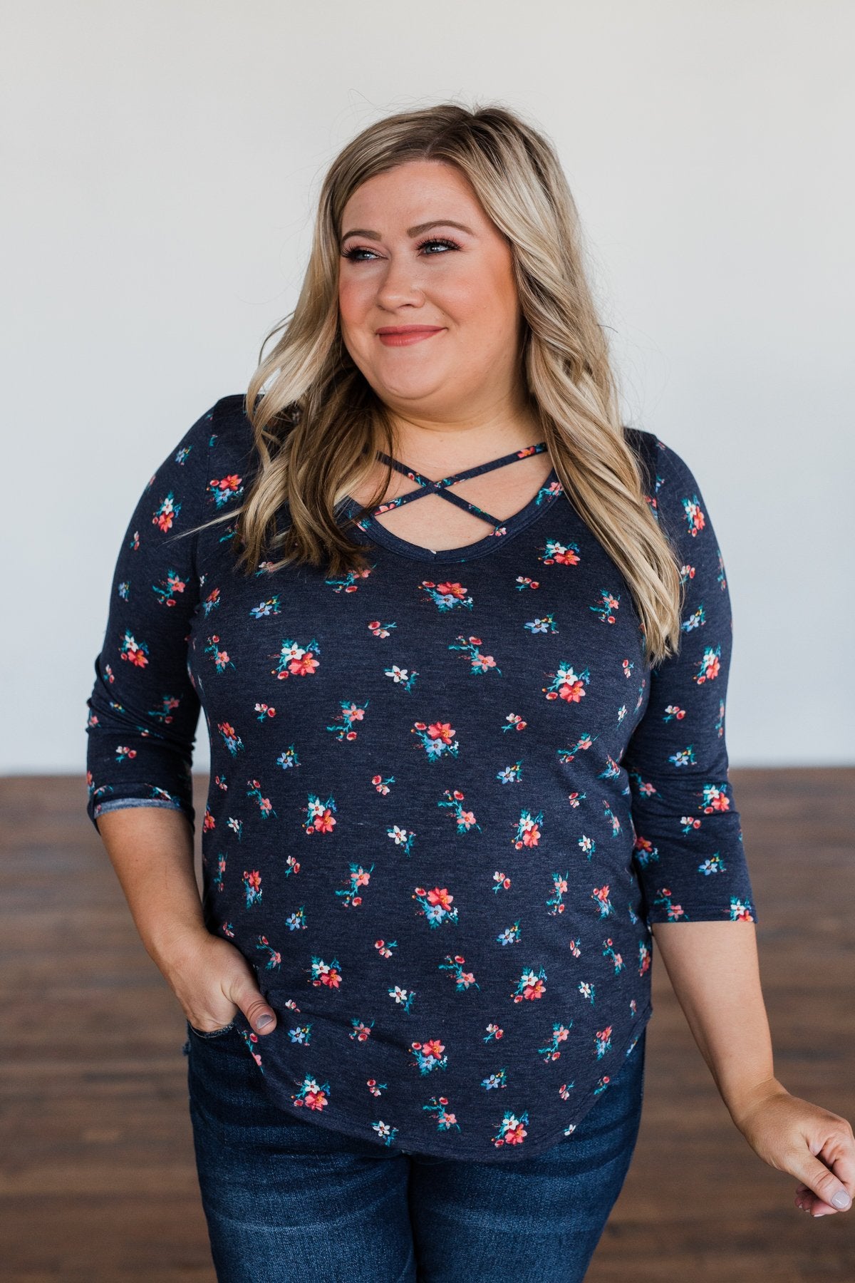 Scents of the Season Floral Criss Cross Top- Navy – The Pulse Boutique