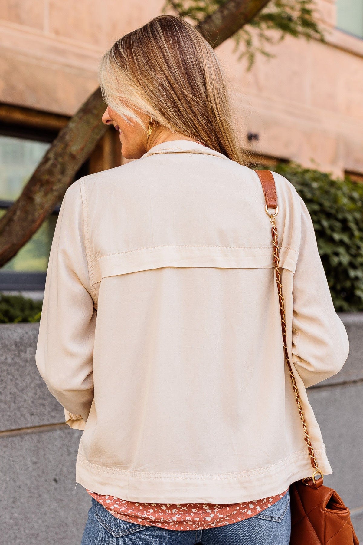 Cream lightweight jacket hotsell