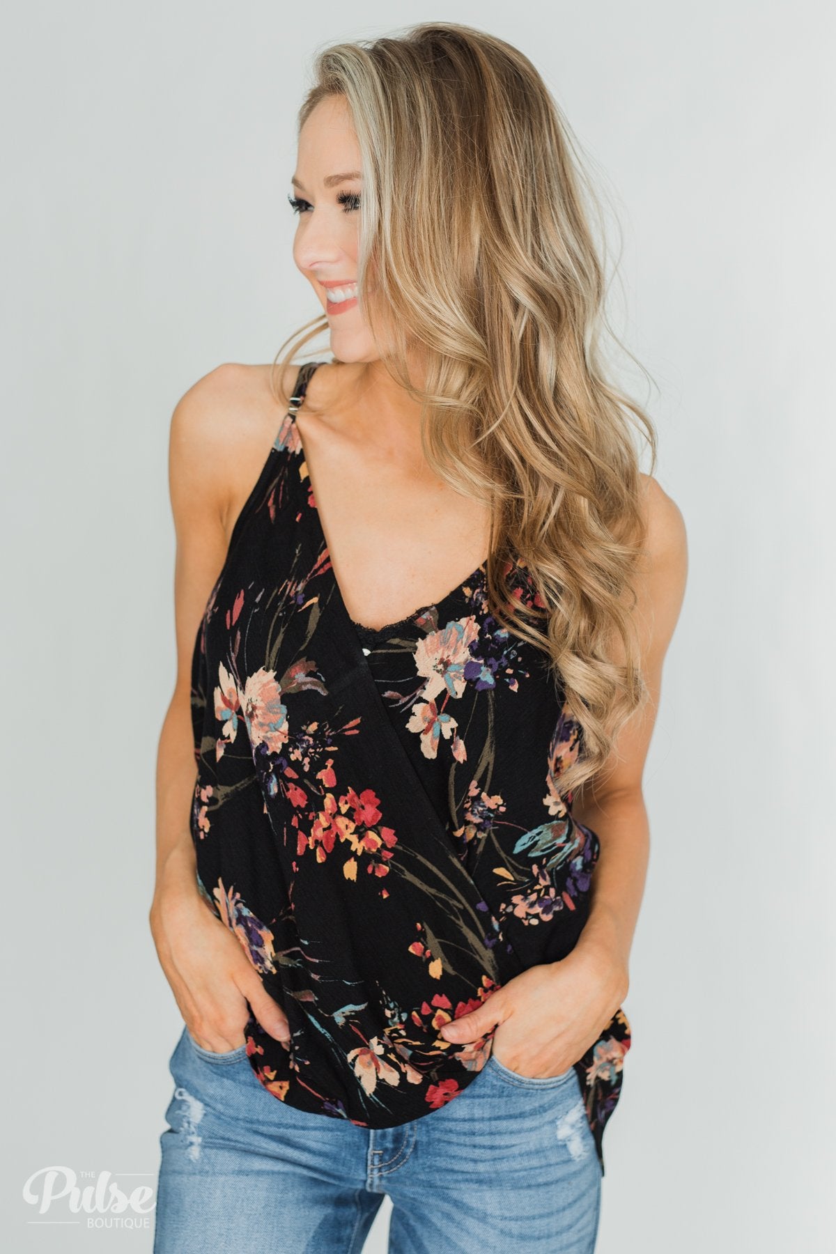 Beginning to Blossom Floral Tank Top - Black – The Pulse Boutique