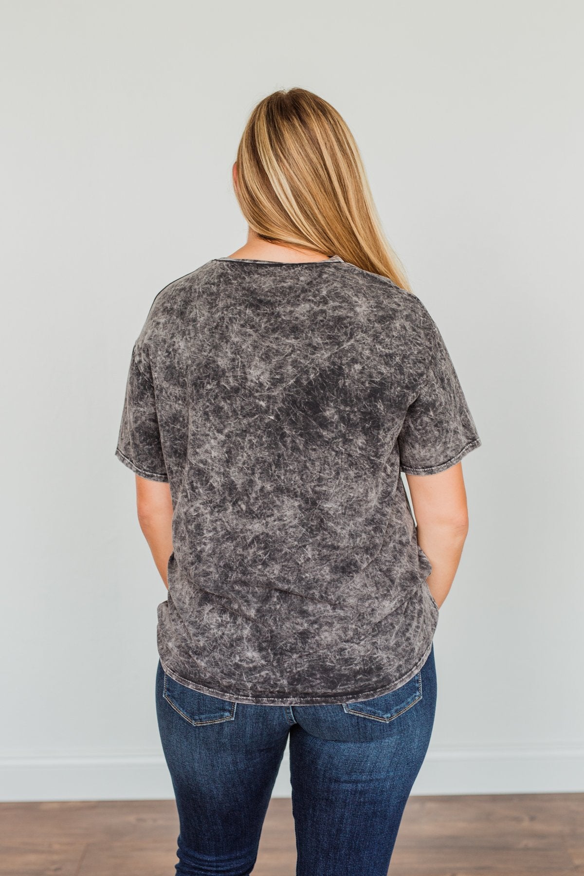 Grateful For You "Mama" Graphic Tee- Washed Charcoal