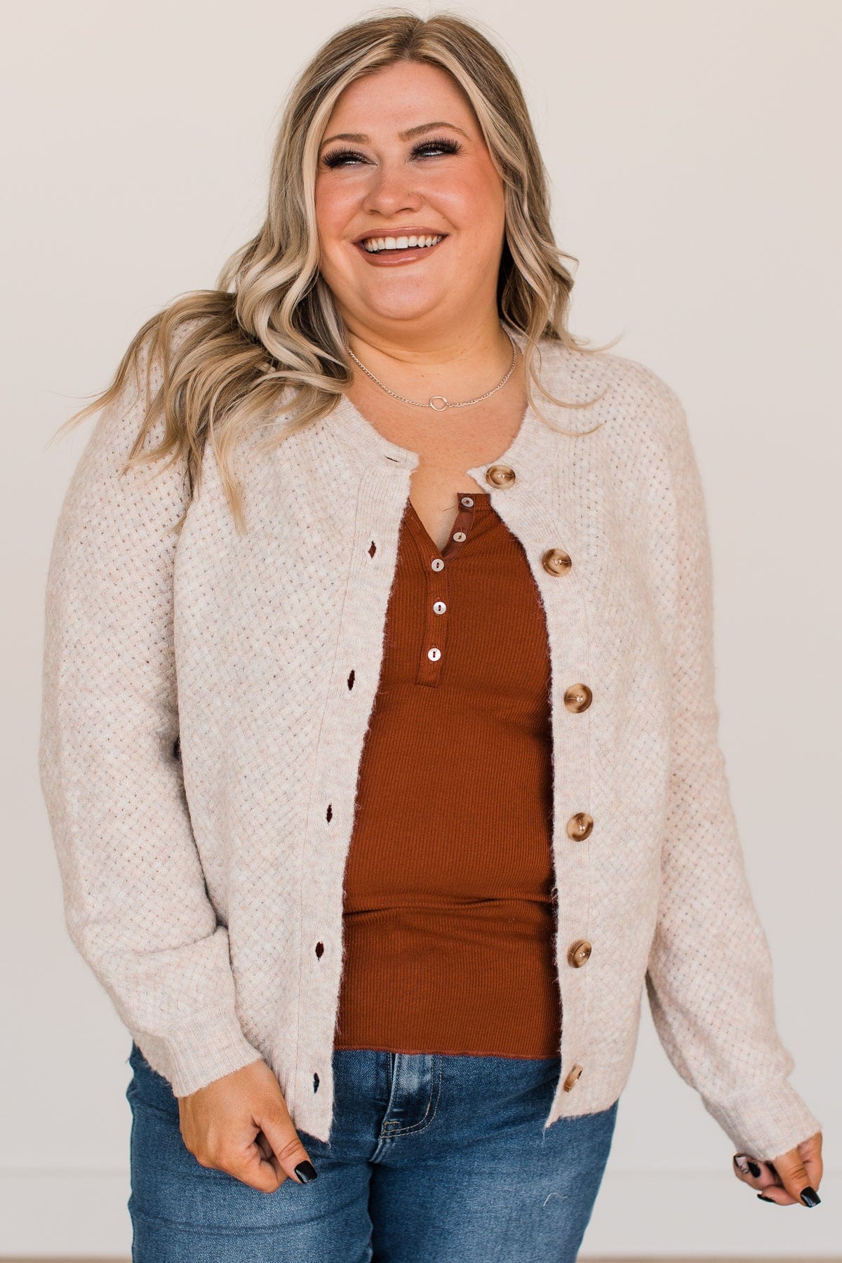 Taking It All In Button Cardigan- Oatmeal – The Pulse Boutique