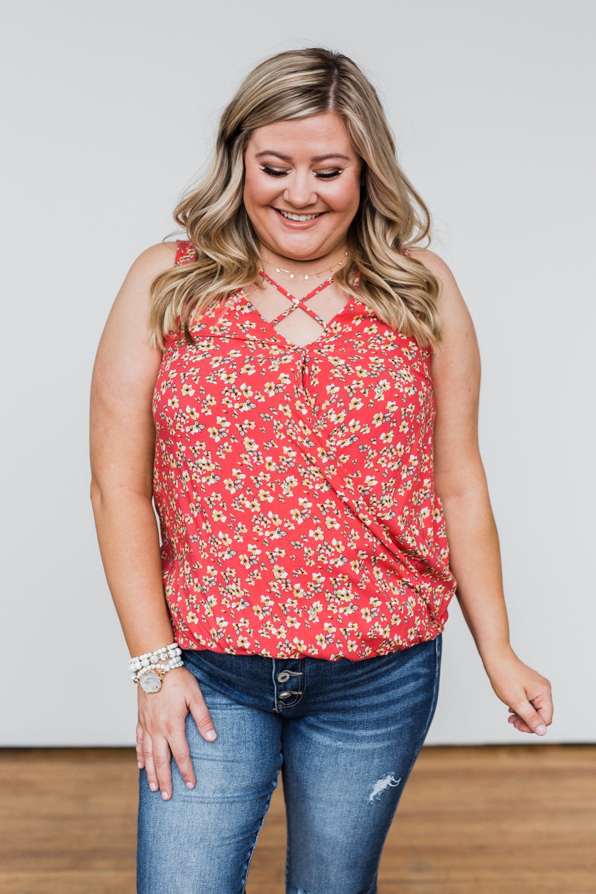 Knowing You Floral Wrap Tank Top- Coral – The Pulse Boutique