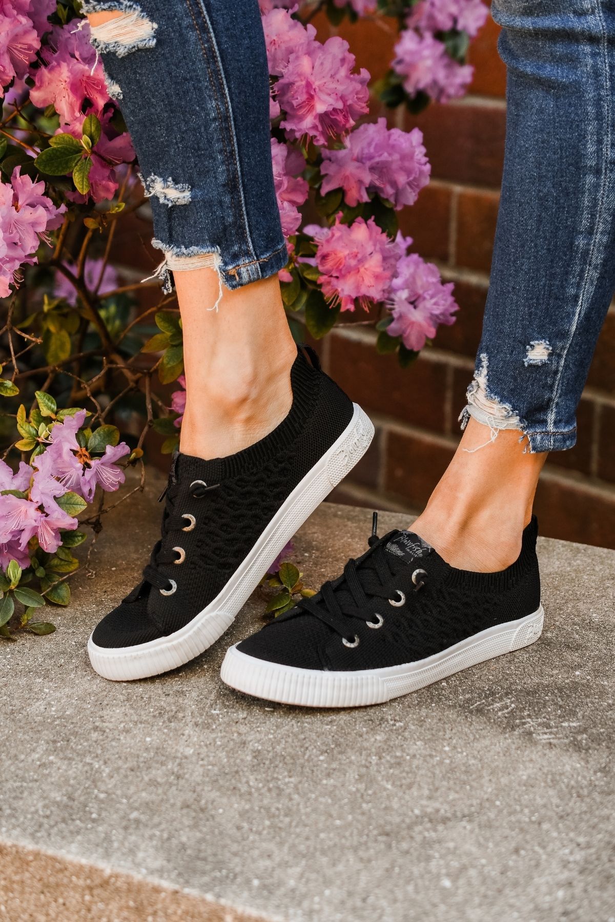 Blowfish Free Spirit Sneakers Black Flyknit