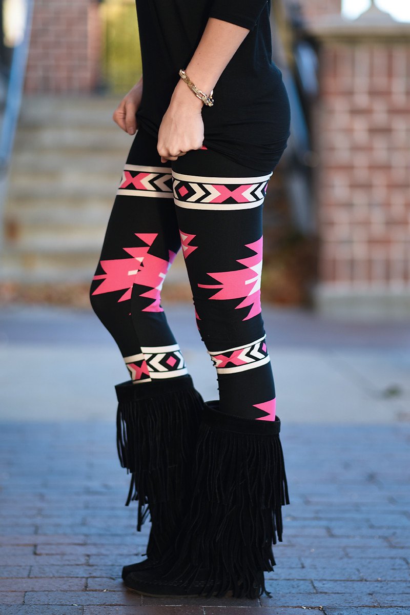 Follow Your Arrow Aztec Leggings ~ Pink