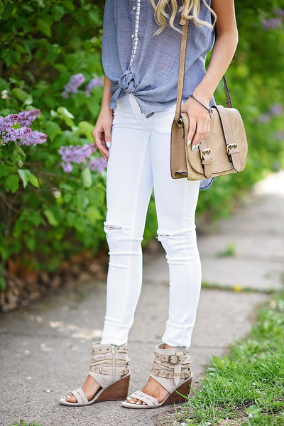 Ultimate Distressed White Jeans The Pulse Boutique   Mack7 Grande 